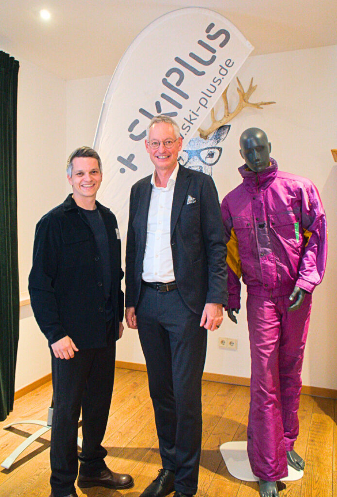 v.l.n.r. Thomas Becheru (Vorstand) mit OB Markus Pannermayr